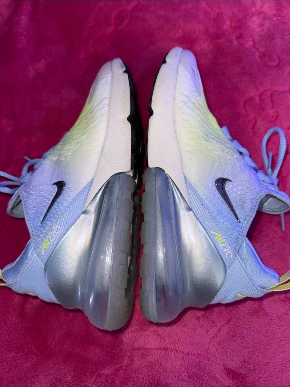Nike Air Max 270 Women’s sz 9.5 - Picture 2 of 3